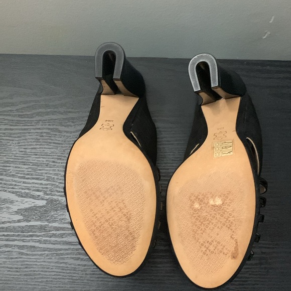 Tory Burch Woven Suede & Patent Leather Mules - Picture 11 of 12